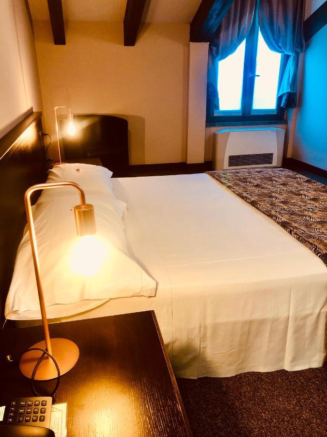 קאסה נואובה Motel Malpensa Inn & Hotel-Airport מראה חיצוני תמונה