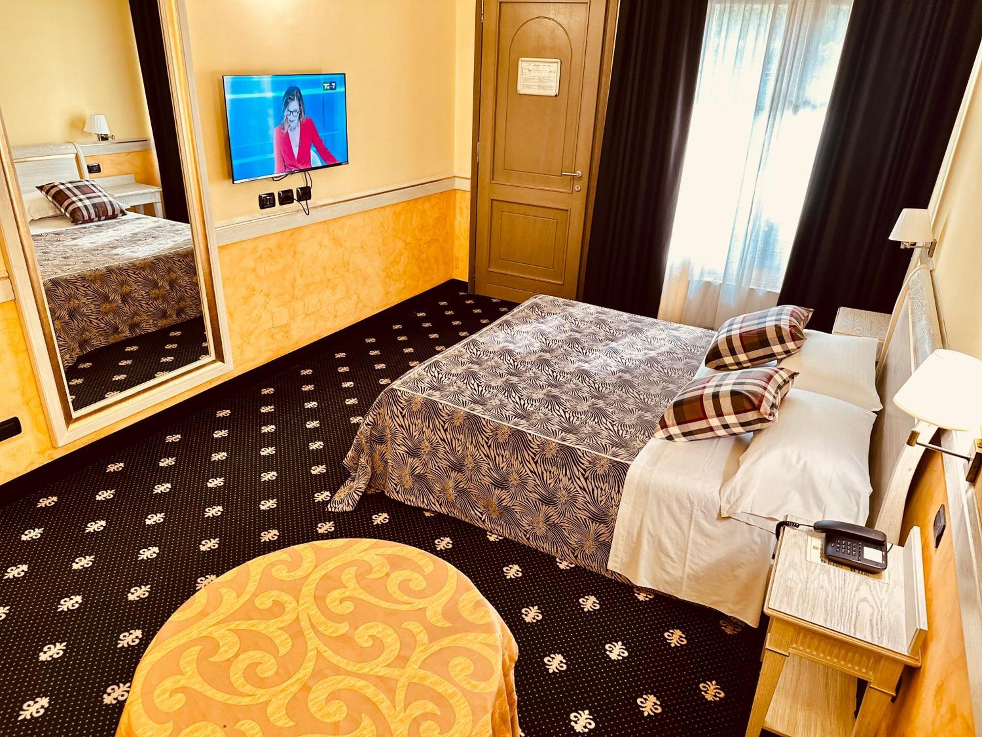 קאסה נואובה Motel Malpensa Inn & Hotel-Airport מראה חיצוני תמונה